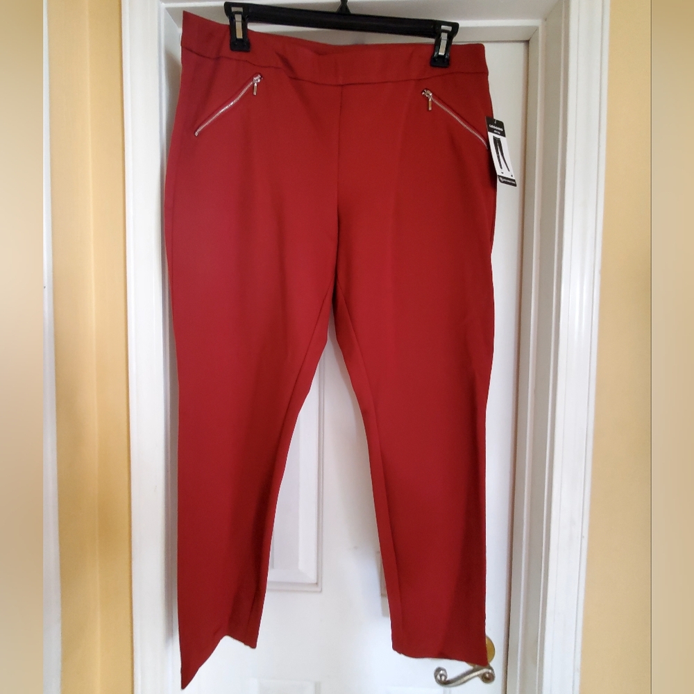 New Directions Red Ankle Pants
